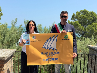 Abruzzo - Il mare più bello sta a Tortoreto con 4 vele, premiato anche il Lago di Scanno da Touring Club e Legambiente